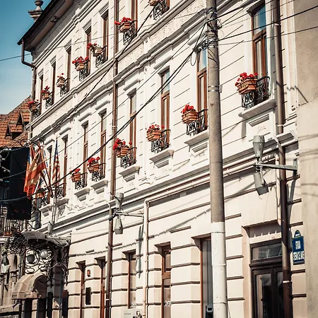 凯瑞卡酒店 酒店 4*