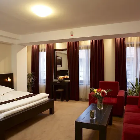 Hotel Cherica 4*