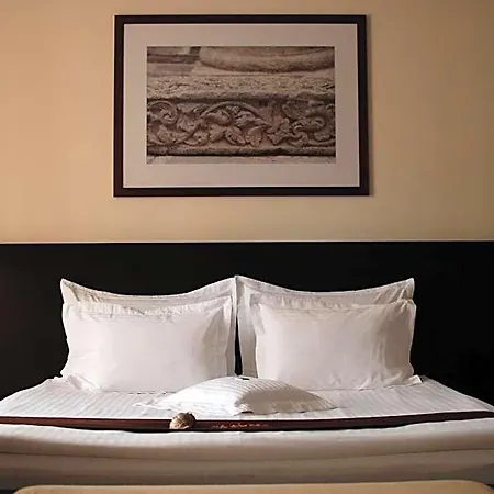 Hotel Cherica 4*