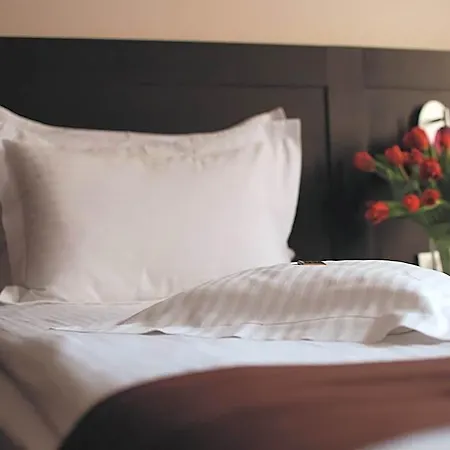 Cherica Hotel