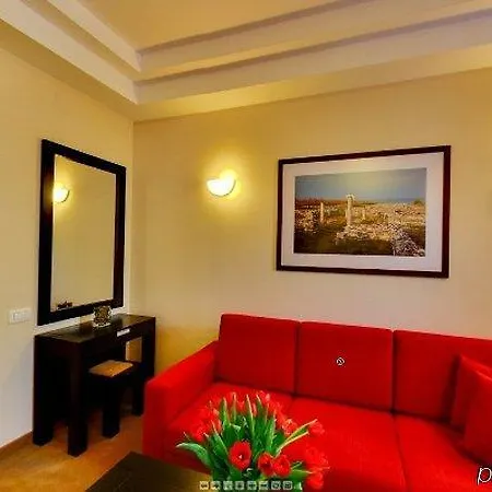 Cherica Hotel 4*
